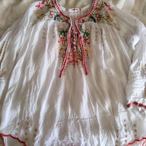 Johnny Was Embroidered White Boho Blouse